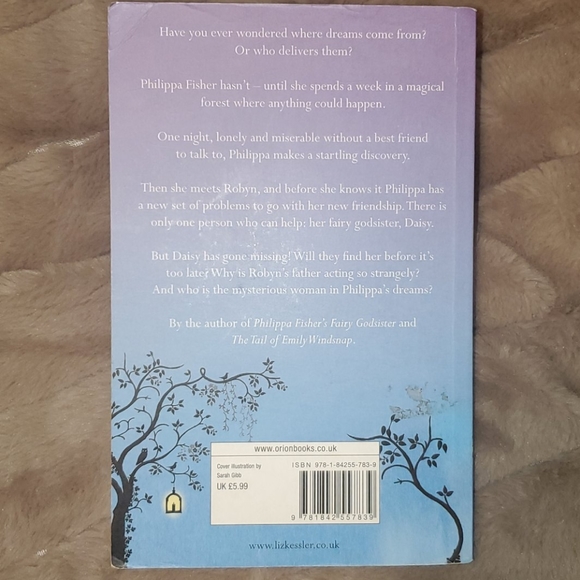 Books - Picture 3 of 7